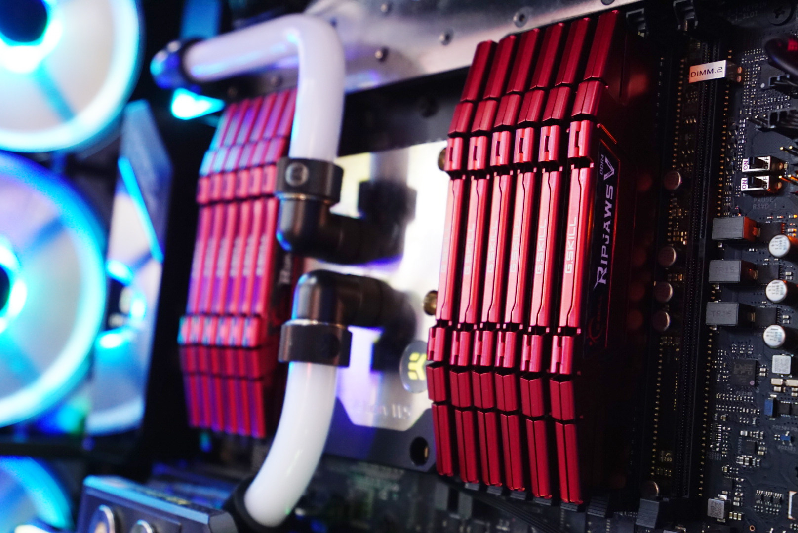 芝奇 RIPJAWS V系列 DDR4 4000MHz 384GB