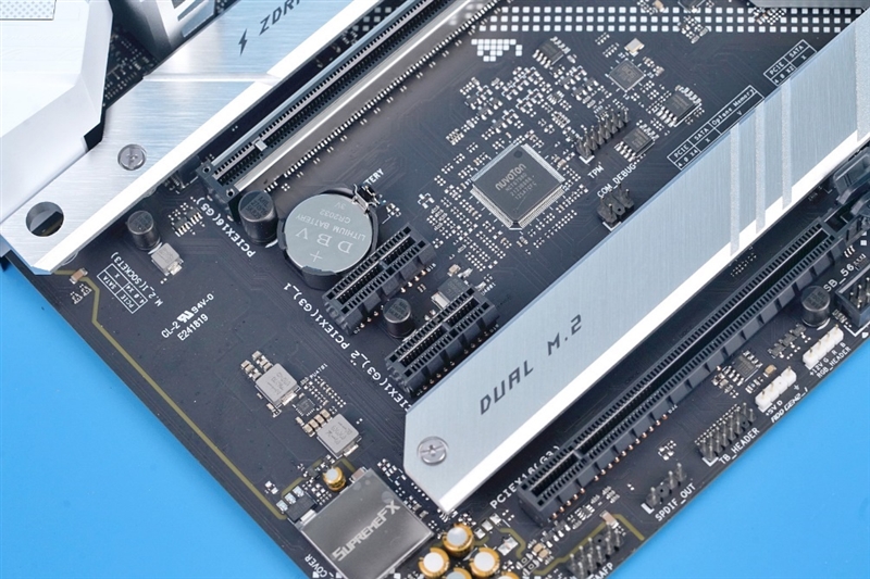 Zen4不出 谁与争锋！酷睿i5-12400首发评测