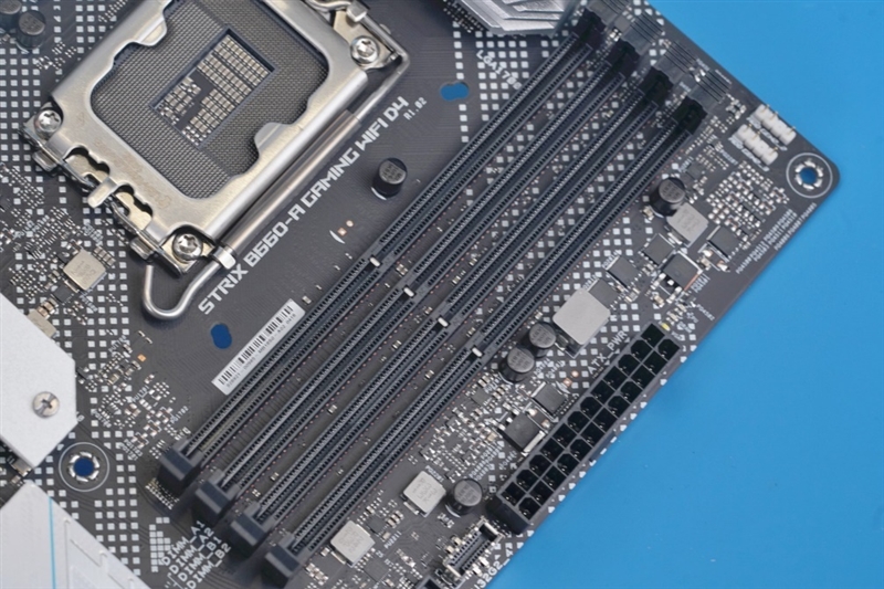 Zen4不出 谁与争锋！酷睿i5-12400首发评测