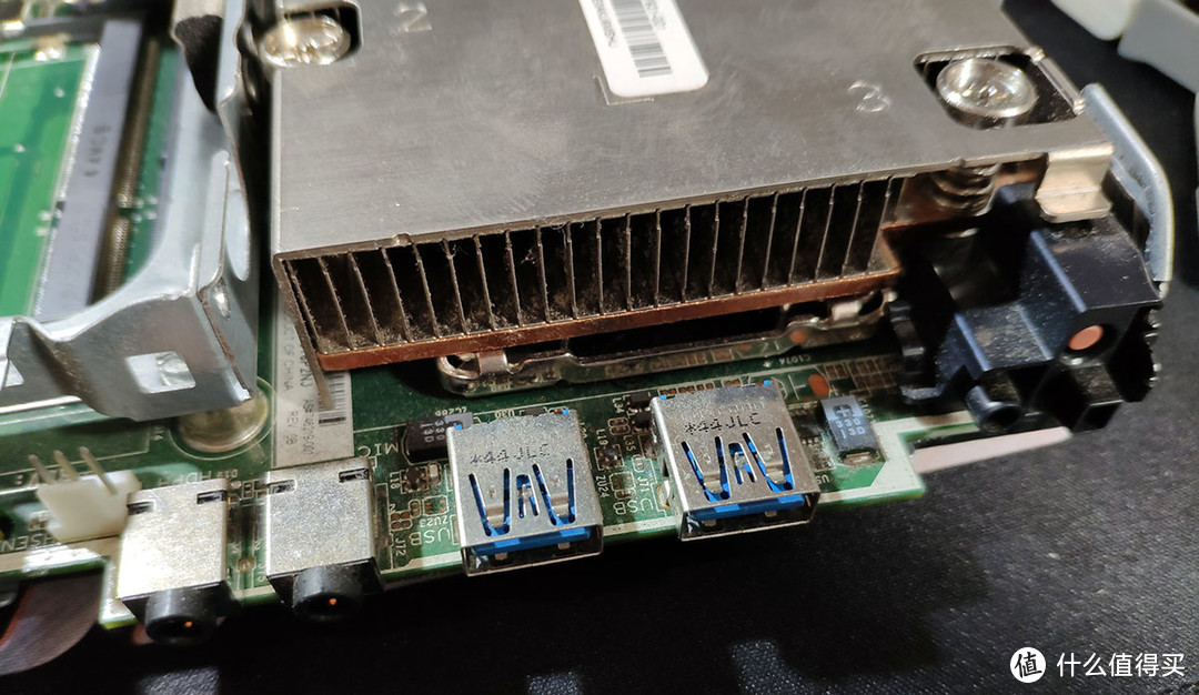 捡的一手好“垃圾”：E3-1265L V3+HP 800G1&nbsp;DM+Intel AX200