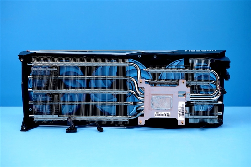 最强A卡降临！RX 6950 XT首发评测：全面战胜RTX 3090