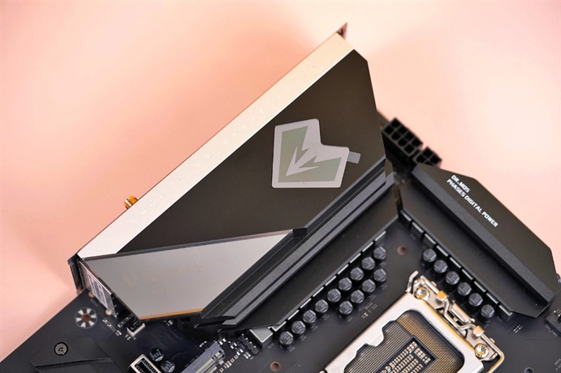 疯狂堆料的D4主板！铭瑄MS-iCraft B660M WIFI主板评测