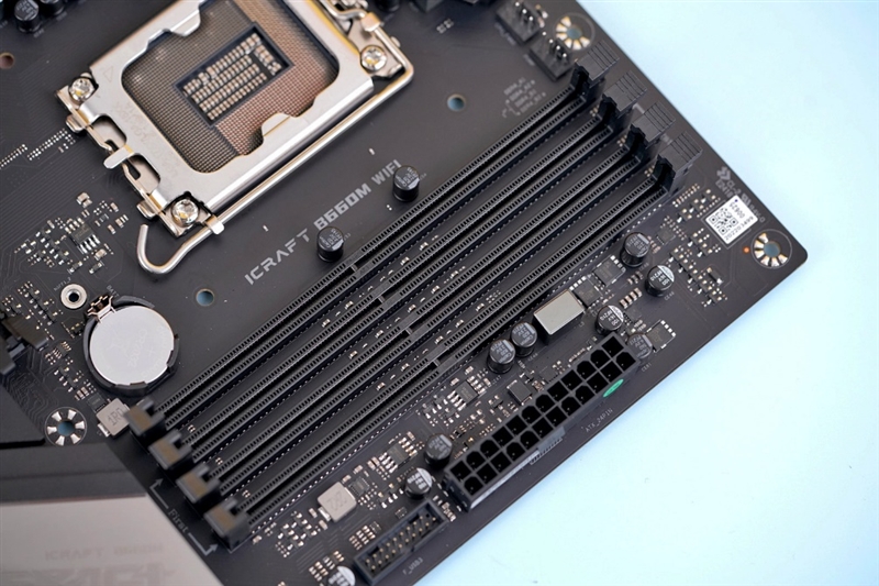 疯狂堆料的D4主板！铭瑄MS-iCraft B660M WIFI主板评测