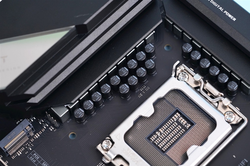 疯狂堆料的D4主板！铭瑄MS-iCraft B660M WIFI主板评测