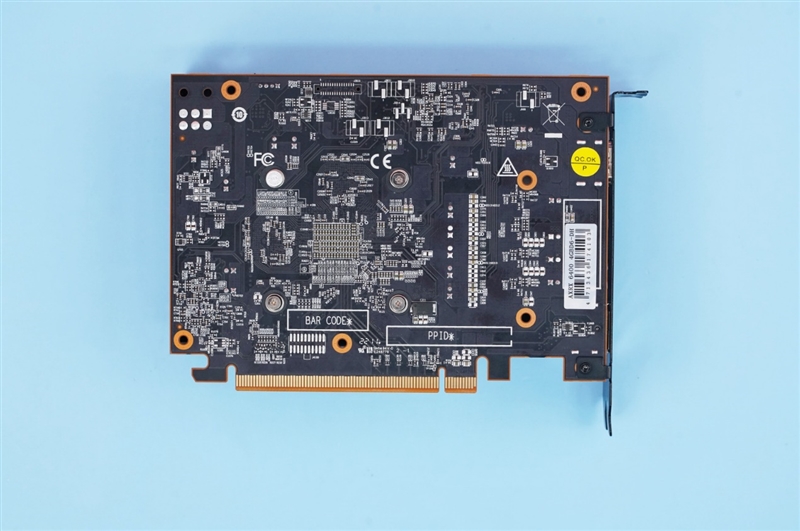 ITX迷你机没有更好的选择了！AMD RX 6400评测：当今功耗最低 还能玩3A