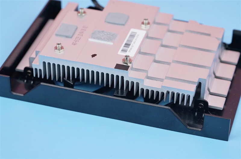 ITX迷你机没有更好的选择了！AMD RX 6400评测：当今功耗最低 还能玩3A