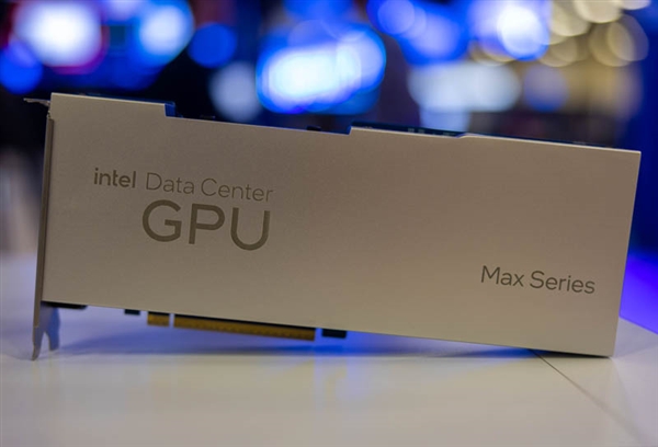 1000+亿晶体管怪物！Intel GPU Max诞生一年半就被放弃