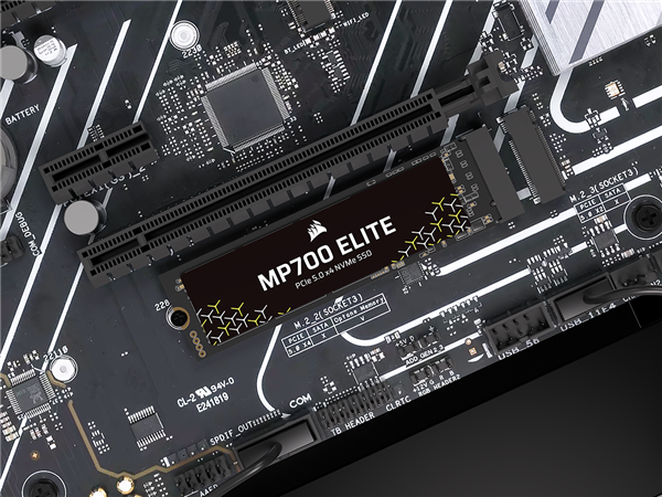 海盗船发布MP700 Elite PCIe 5.0 SSD：最高只能跑10GB/s