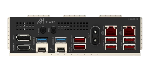 技嘉发布Z890 AI TOP主板：双PCIe 5.0插槽+三雷电