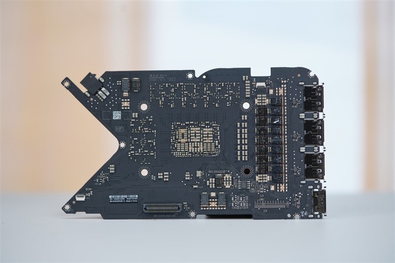 NVIDIA RTX 5070首发评测：DLSS 4提升超4倍！4K游戏不再是高端玩家专属