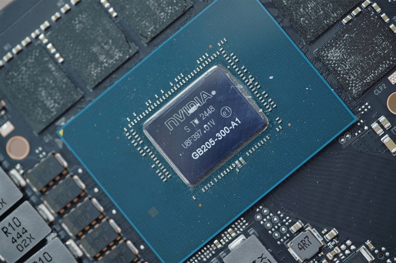 NVIDIA RTX 5070首发评测：DLSS 4提升超4倍！4K游戏不再是高端玩家专属