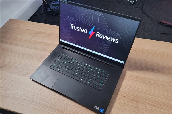 游戏本的双显三模是噱头还是真有用：看完秒懂