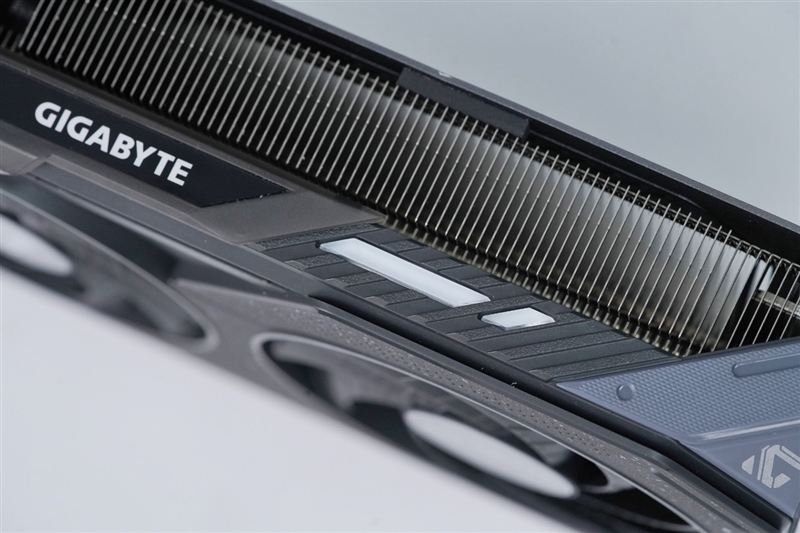 技嘉RTX 5060 Ti GAMING OC 16GB魔鹰显卡评测：DLSS 4技术实属游戏利器 主流显卡也能畅玩4K3A