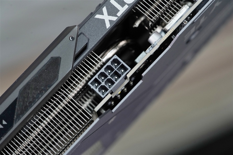 技嘉RTX 5060 Ti GAMING OC 16GB魔鹰显卡评测：DLSS 4技术实属游戏利器 主流显卡也能畅玩4K3A