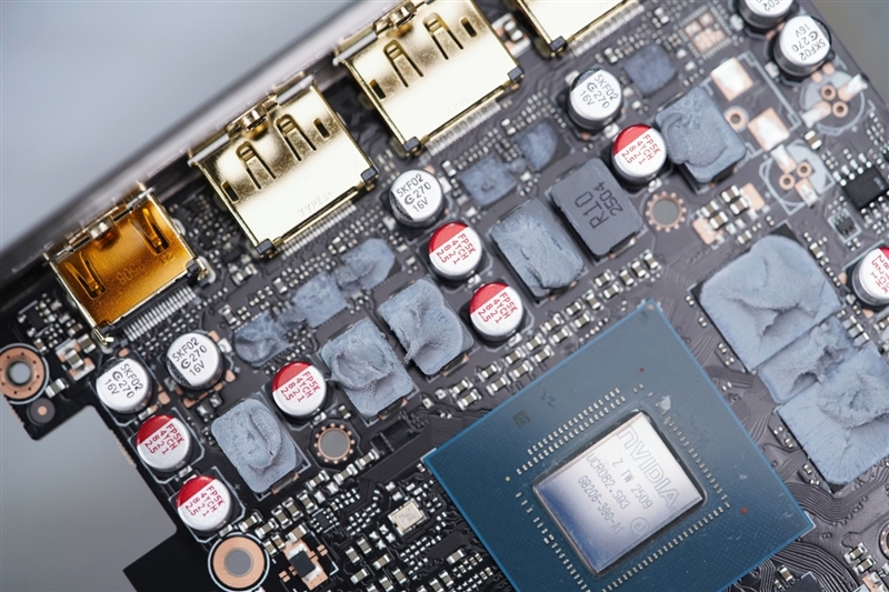 技嘉RTX 5060 Ti GAMING OC 16GB魔鹰显卡评测：DLSS 4技术实属游戏利器 主流显卡也能畅玩4K3A