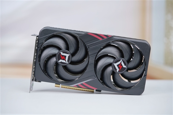 特大双风扇！耕升RTX 5060暴风OC显卡图赏