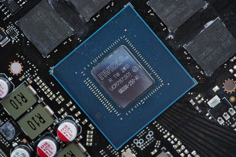 技嘉RTX 5060小雕首发评测：超越RTX 4060 Ti！2K也有一战之力