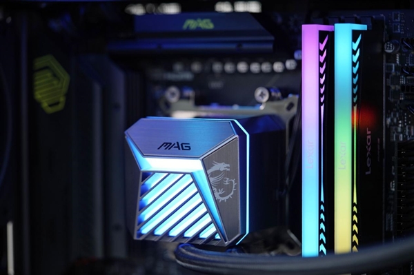 性能与颜值兼具！微星全家桶装机PC图赏