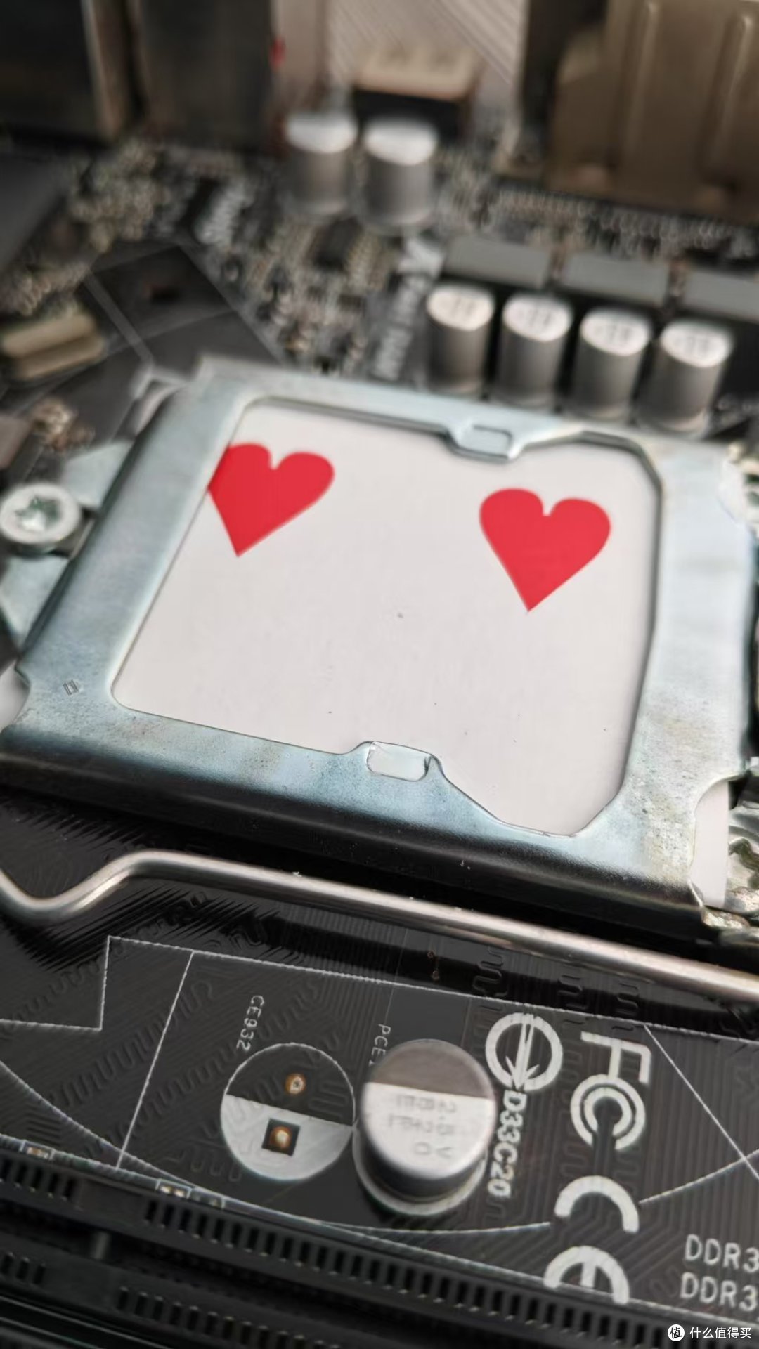 128M4级缓存游戏加成130元E3-1285V4处理器免费最强核心显卡P6300