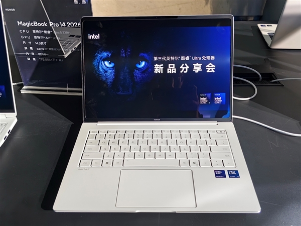 Intel Panther Lake第一波笔记本蜂拥而至！联想首发新内存、小米唯一不亮屏