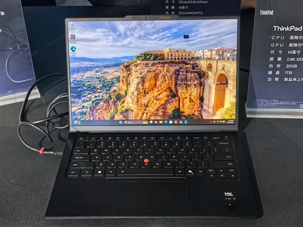 Intel Panther Lake第一波笔记本蜂拥而至！联想首发新内存、小米唯一不亮屏