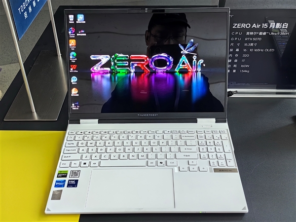 Intel Panther Lake第一波笔记本蜂拥而至！联想首发新内存、小米唯一不亮屏