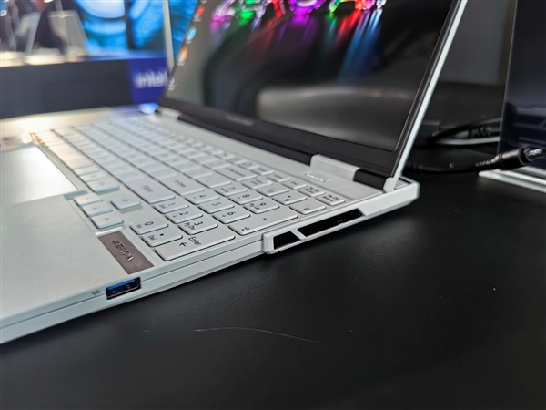 Intel Panther Lake第一波笔记本蜂拥而至！联想首发新内存、小米唯一不亮屏