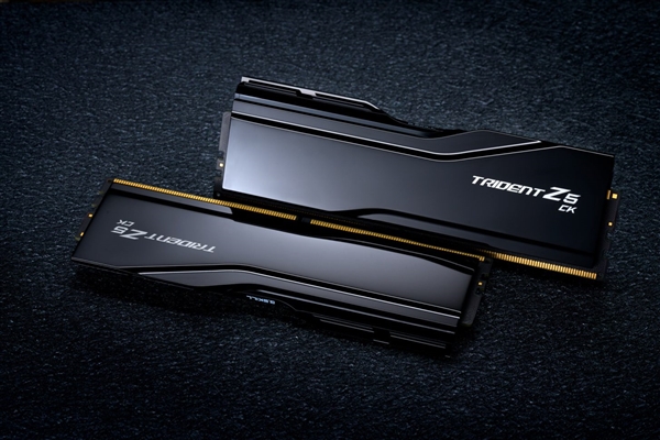 4-DIMM主板首次突破！芝奇DDR5内存跑出9200MT/s：仅1.1V电压