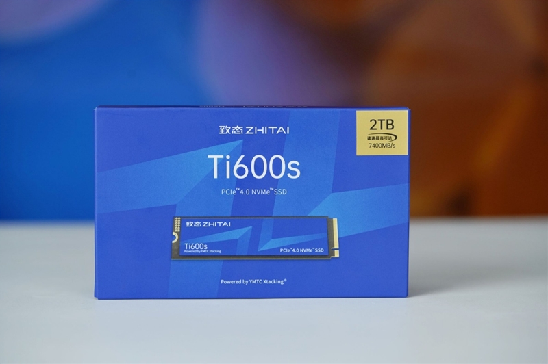 最强QLC到底有多强！致态Ti600s 2TB SSD评测: 顺序读取7400MB/s、写入寿命翻倍、温度低到离谱