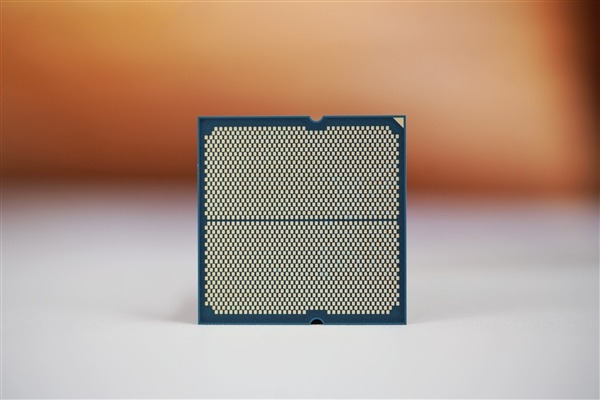 AMD最强游戏CPU！锐龙9 9950X3D处理器图赏