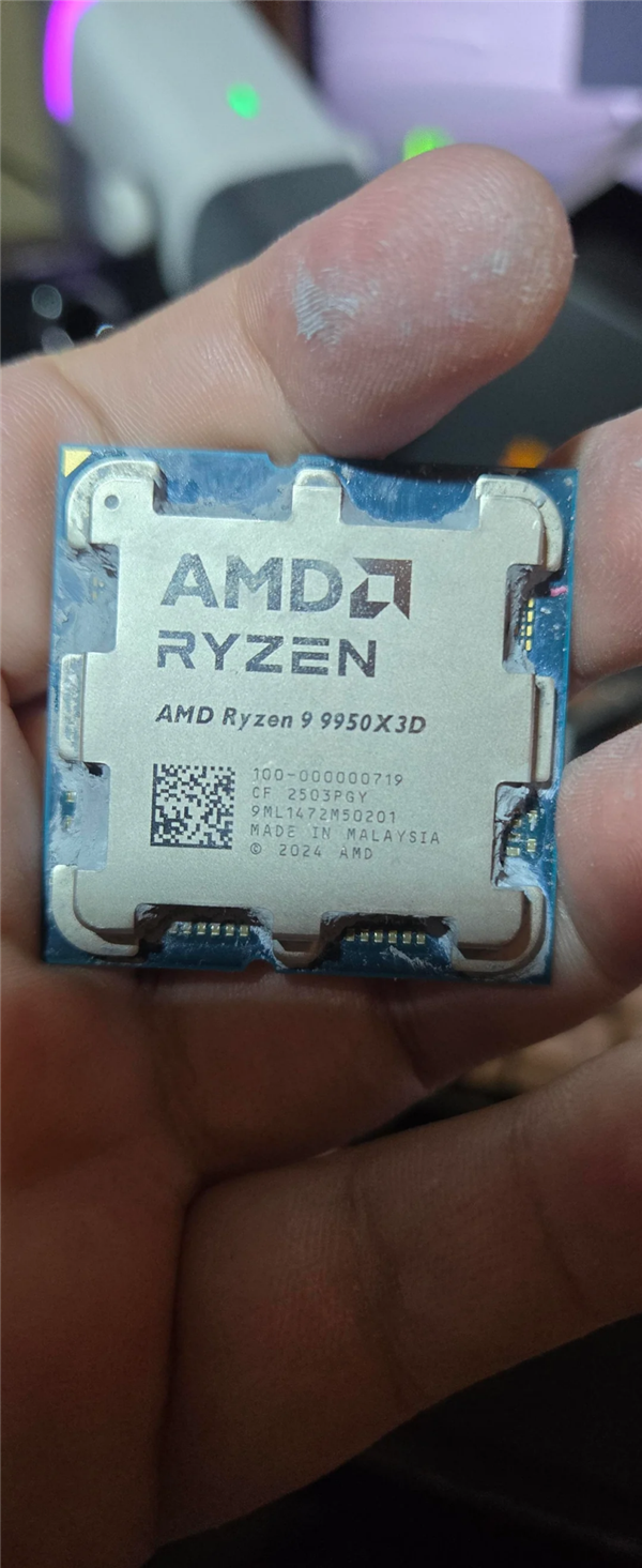 AM5再曝烧U事故！9950X3D开个内存预设就烧了：备用8500G也中招